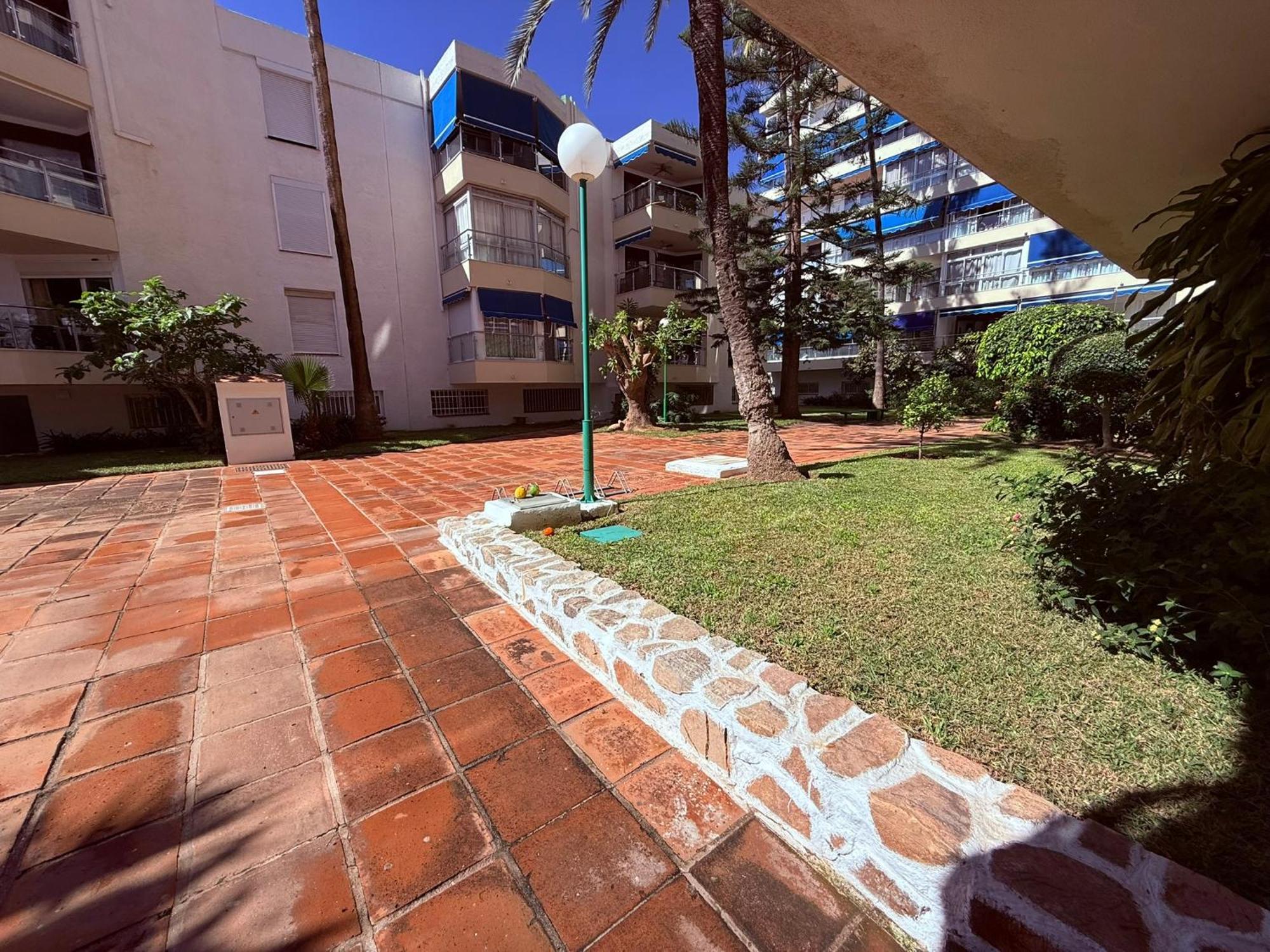Apartamento En El Centro Cerca De La Playa Fuengirola Exterior foto