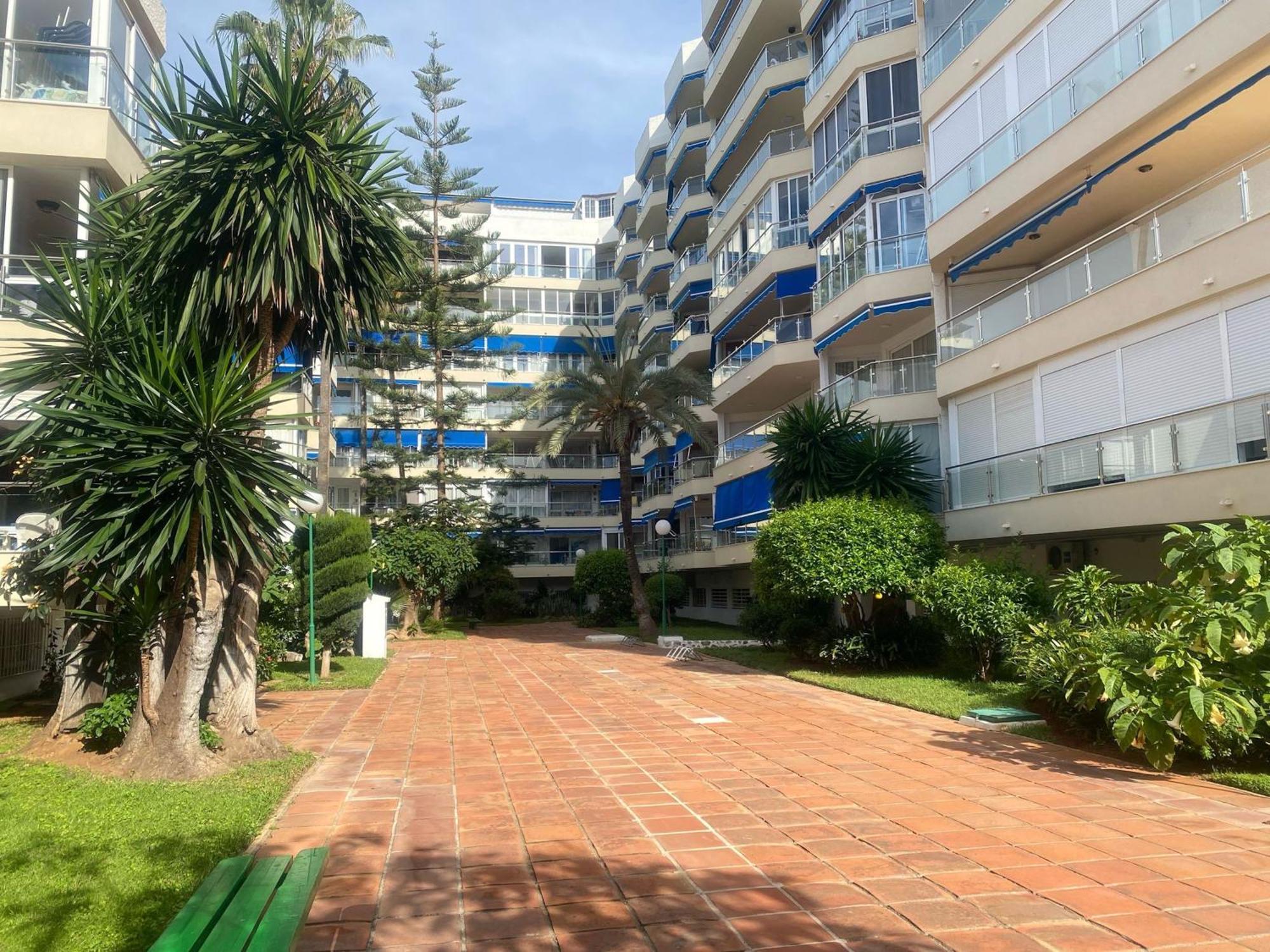 Apartamento En El Centro Cerca De La Playa Fuengirola Exterior foto